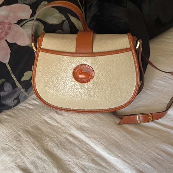 Purse - Picture 2 of 2